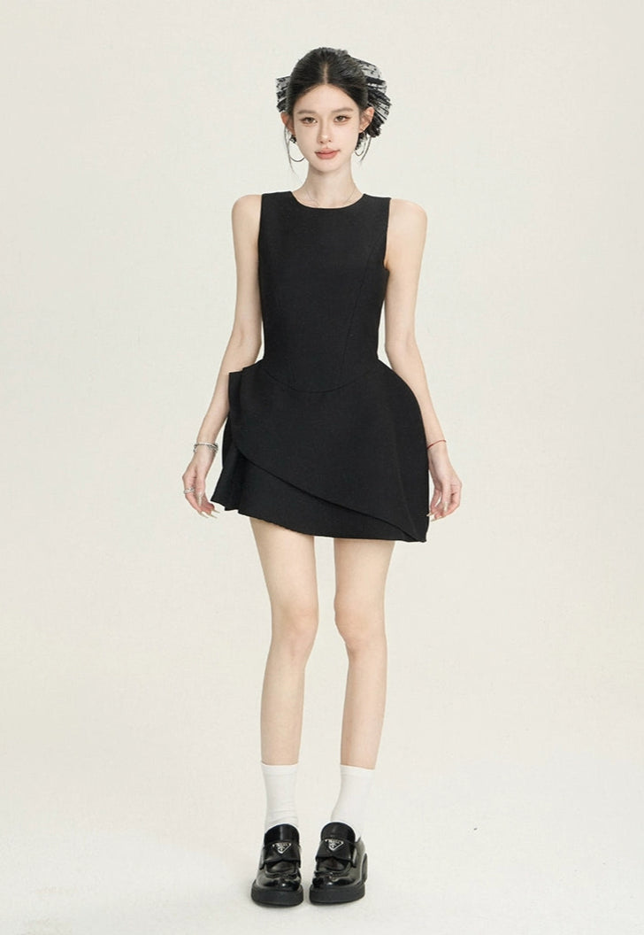 Sleeveless Asymmetric Hem Balloon Mini Dress