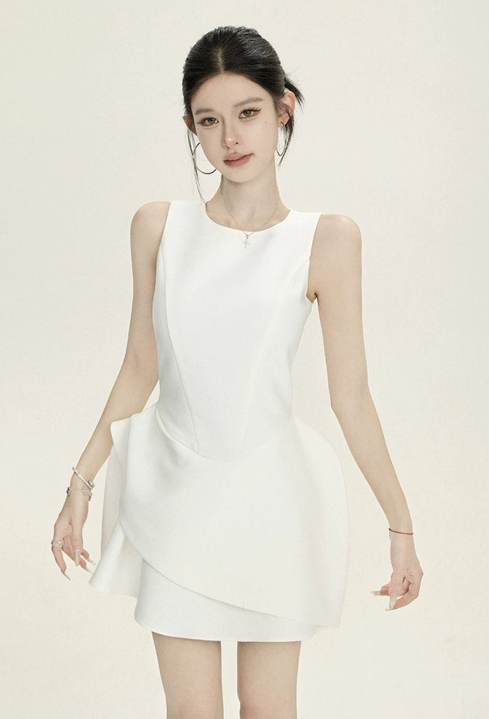 Sleeveless Asymmetric Hem Balloon Mini Dress